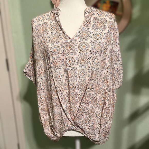 North Shore Blouse with gathered front, Size M - Picture 1 of 6